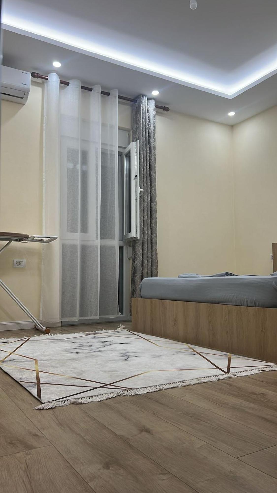 B&B Kroni 1 Shkodra Exterior foto