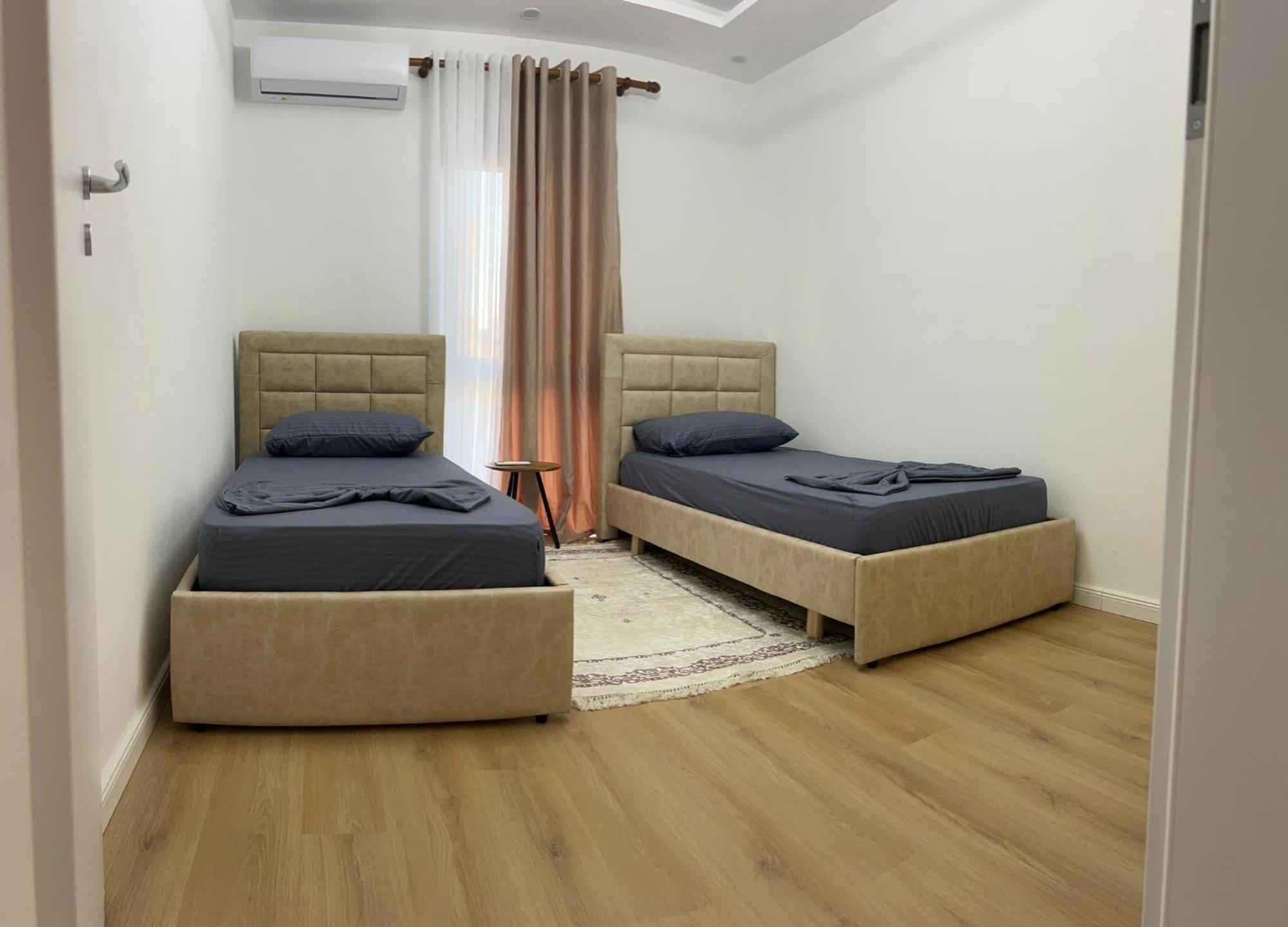 B&B Kroni 1 Shkodra Exterior foto